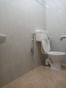 MODERN 1 BHK FLAT WITH MODERN BATHROOM